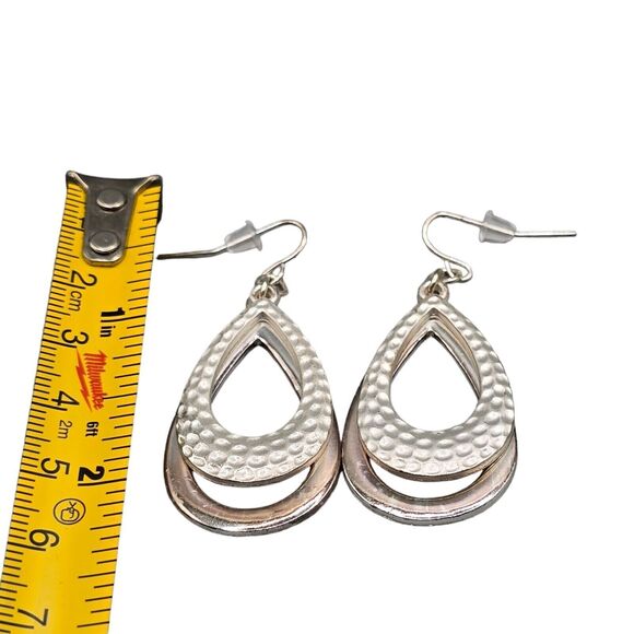 Layered Teardrop Pierced Earrings Gray Textured Silver Smooth Color Tone Dangle - Picture 5 of 6